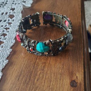 Bronze Heart and Rhinestone Cuff Style Bracelet Love Theme Fashion Design Simple